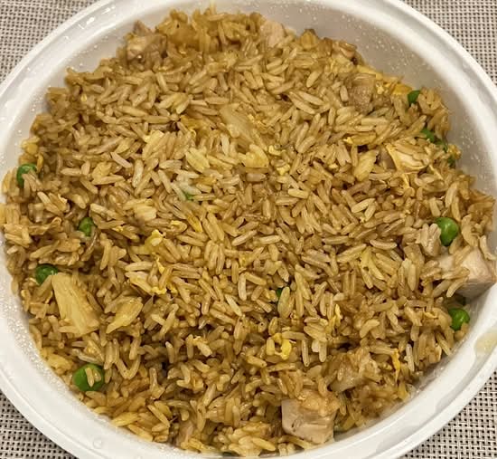 33. BBQ Chicken and Pineapple Fried Rice in Thai Style 泰式菠蘿燒雞炒飯
